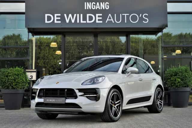 Porsche Macan (2019) thumbnail 1