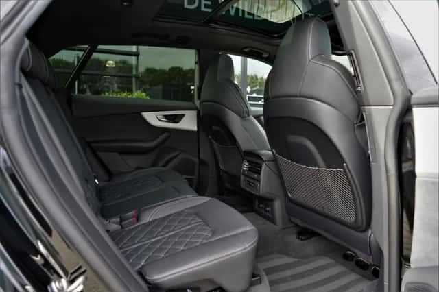 Audi Q8 (2024) thumbnail 5