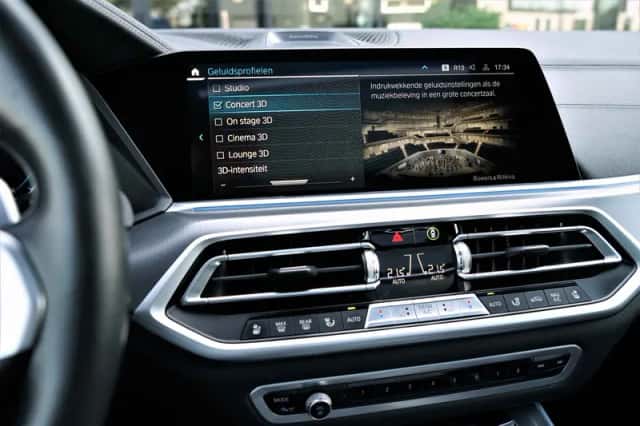 BMW X5 (2022) thumbnail 6