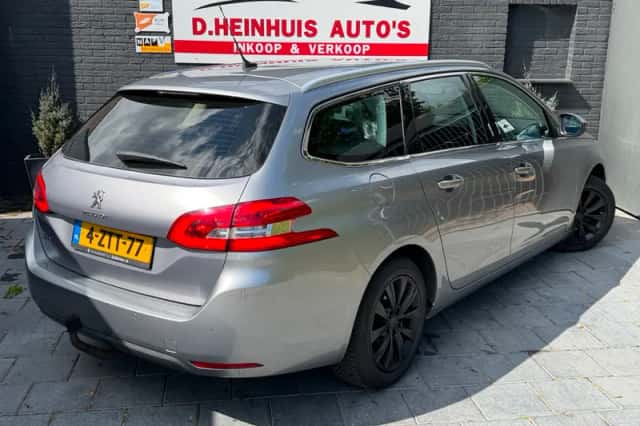 Peugeot 308 (2015) thumbnail 5