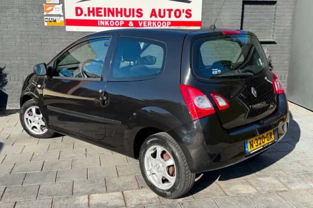 Renault Twingo (2012) thumbnail 2
