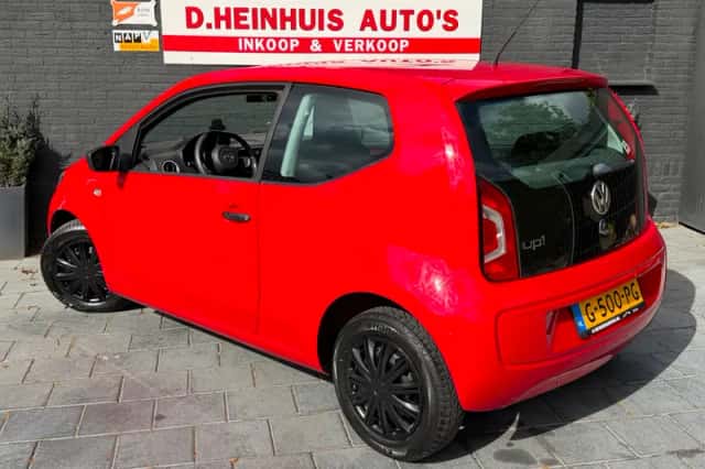 Volkswagen Up! (2012) thumbnail 2