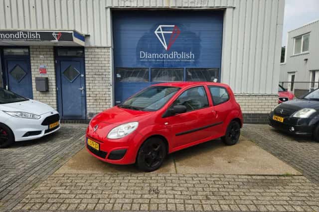 Renault Twingo (2010) thumbnail 1