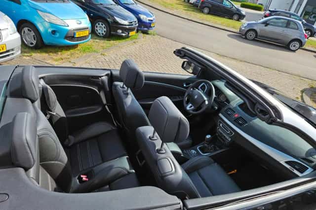 Renault Mégane (2011) thumbnail 5