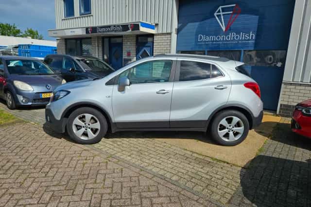 Opel Mokka (2016) thumbnail 2