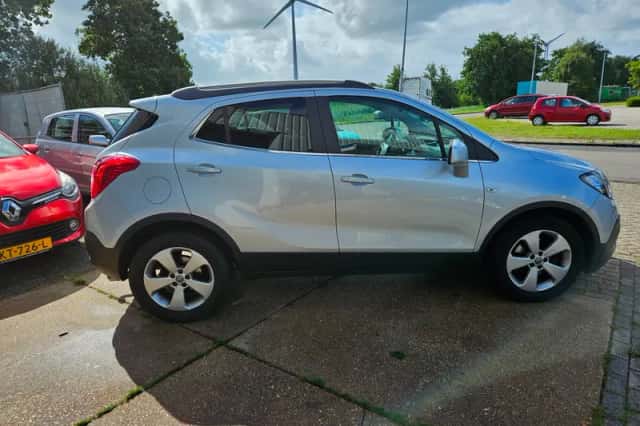 Opel Mokka (2016) thumbnail 6