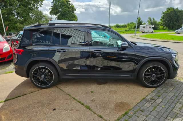 Mercedes-Benz GLB-Klasse (2022) thumbnail 6