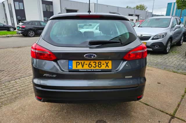 Ford Focus (2017) thumbnail 4
