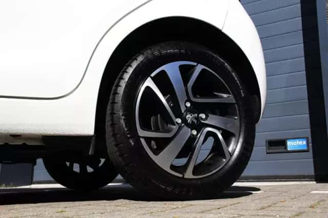 Peugeot 108 (2021) thumbnail 4