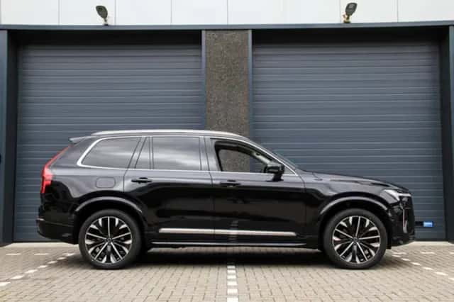 Volvo XC90 (2025) thumbnail 6