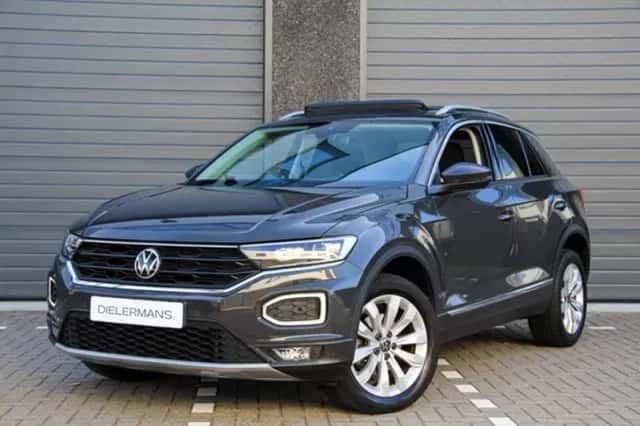 Volkswagen T-Roc (2020) thumbnail 3