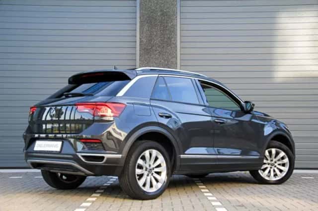 Volkswagen T-Roc (2020) thumbnail 5