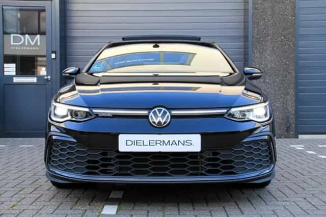 Volkswagen Golf (2022) thumbnail 5
