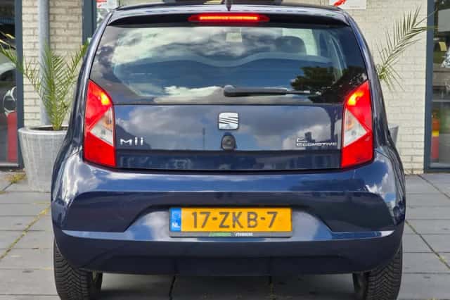 SEAT Mii (2012) thumbnail 2