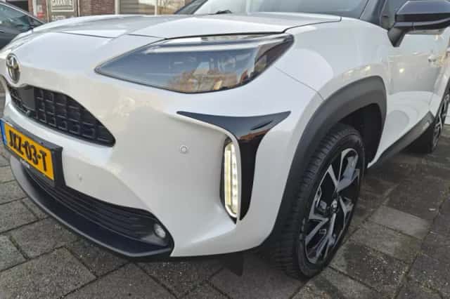 Toyota Yaris Cross (2021) thumbnail 3