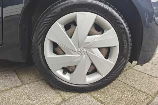 Toyota Aygo (2018) thumbnail 4