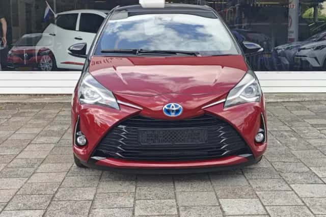 Toyota Yaris (2026) thumbnail 2