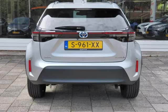 Toyota Yaris Cross (2023) thumbnail 5
