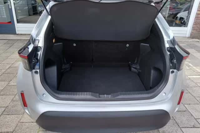 Toyota Yaris Cross (2023) thumbnail 6