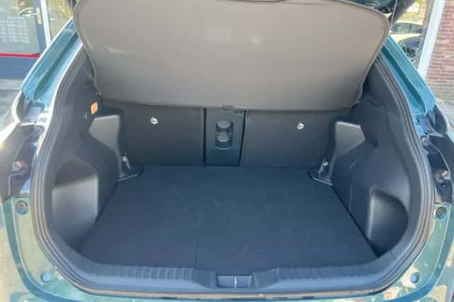 Toyota Yaris Cross (2026) thumbnail 6