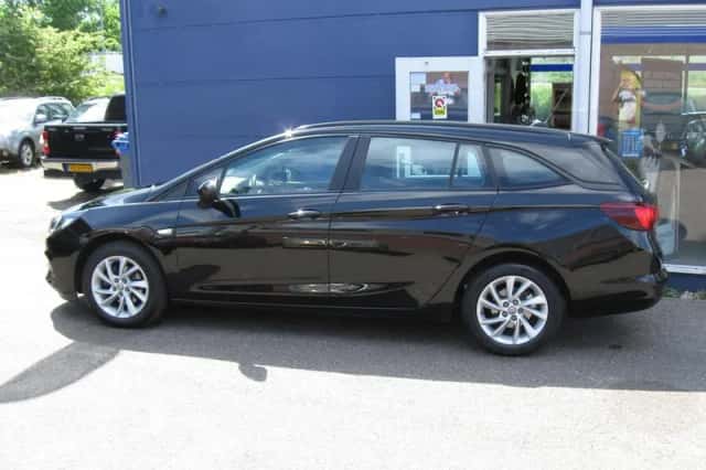 Opel Astra (2020) thumbnail 4
