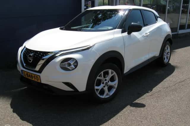 Nissan Juke (2021) thumbnail 2