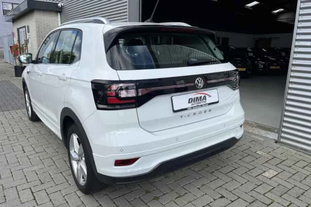 Volkswagen T-Cross (2019) thumbnail 5