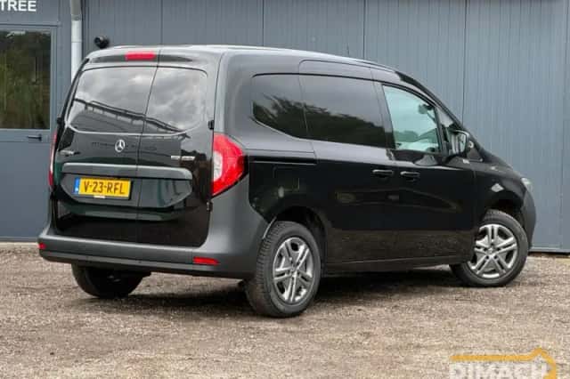 Mercedes-Benz Citan (2022) thumbnail 2
