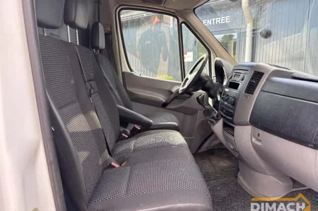 Mercedes-Benz Sprinter (2008) thumbnail 3