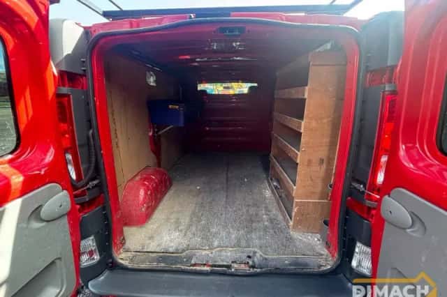 Opel Vivaro (2014) thumbnail 5