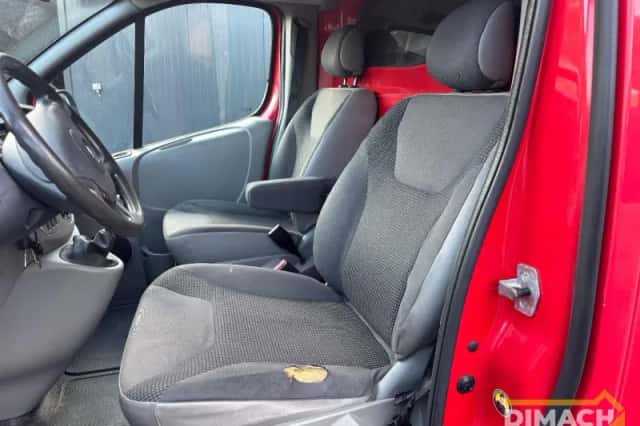 Opel Vivaro (2014) thumbnail 6