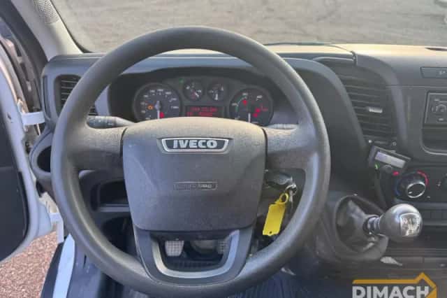 Iveco Daily (2015) thumbnail 4