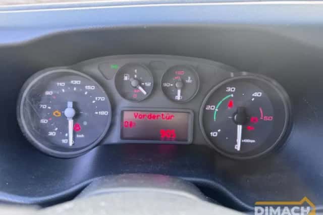 Iveco Daily (2015) thumbnail 5