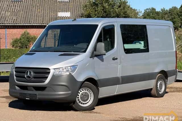 Mercedes-Benz Sprinter (2019) thumbnail 1