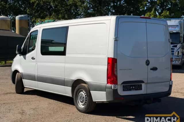 Mercedes-Benz Sprinter (2019) thumbnail 5