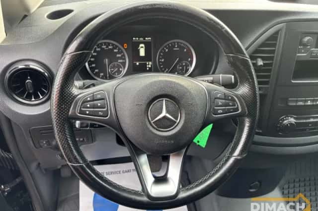 Mercedes-Benz Vito (2022) thumbnail 5