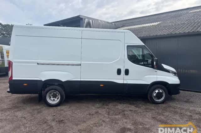 Iveco Daily (2019) thumbnail 3