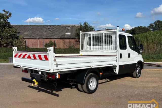 Iveco Daily (2021) thumbnail 3
