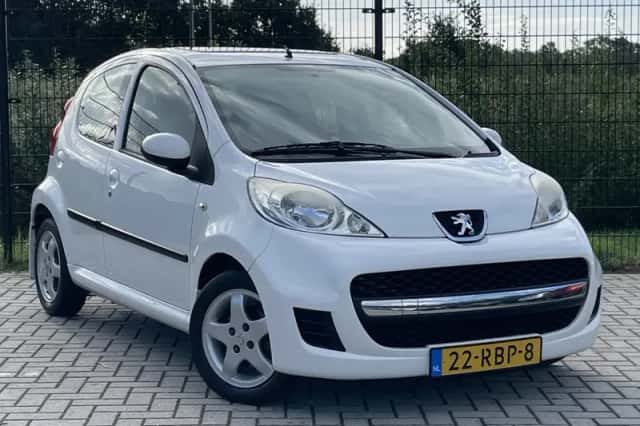 Peugeot 107 (2011) thumbnail 4