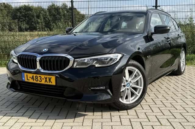 BMW 3-Serie (2021) thumbnail 1