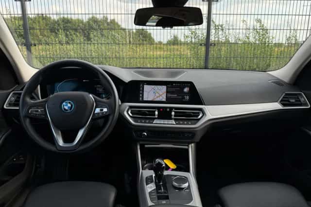 BMW 3-Serie (2021) thumbnail 3