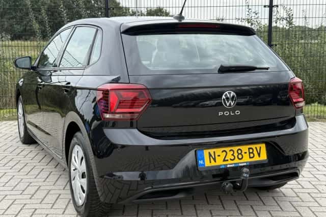 Volkswagen Polo (2021) thumbnail 5