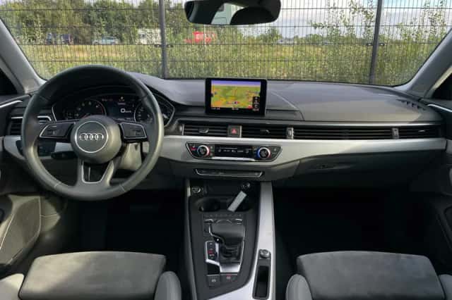 Audi A4 (2017) thumbnail 3