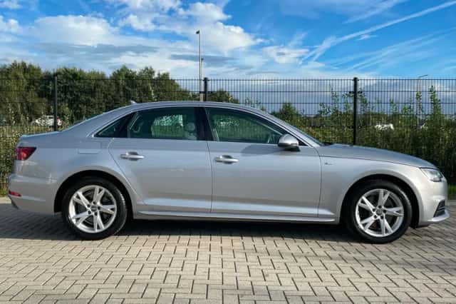 Audi A4 (2017) thumbnail 6