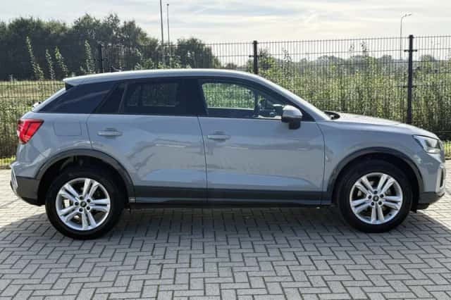 Audi Q2 (2021) thumbnail 6