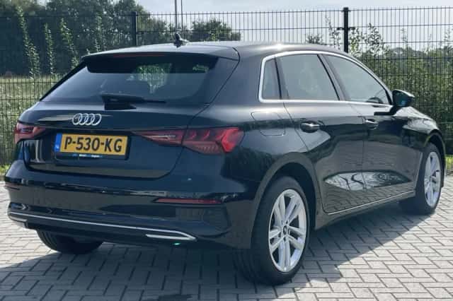 Audi A3 (2022) thumbnail 2