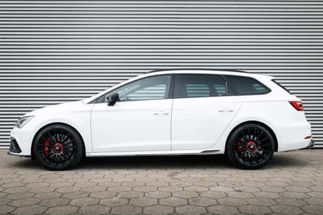 SEAT Leon (2018) thumbnail 2