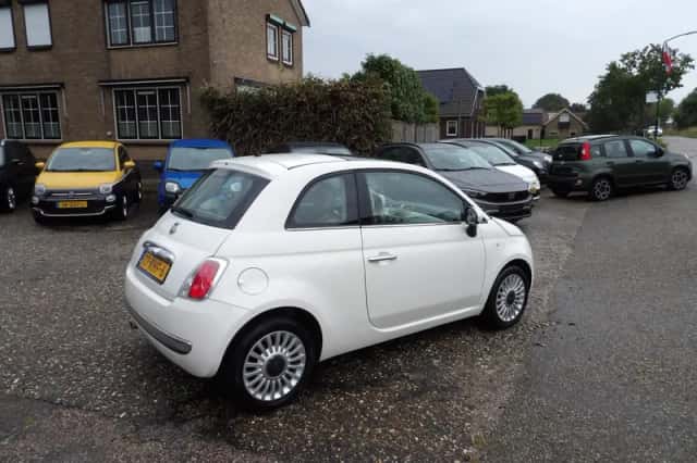 Fiat 500 (2011) thumbnail 3