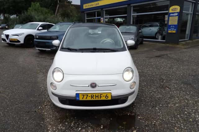 Fiat 500 (2011) thumbnail 4