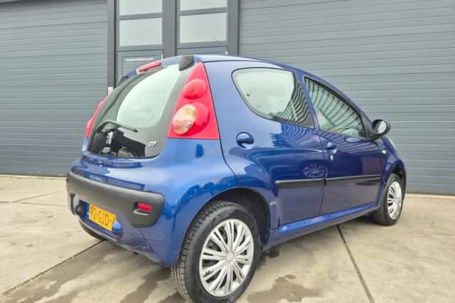 Peugeot 107 (2008) thumbnail 5